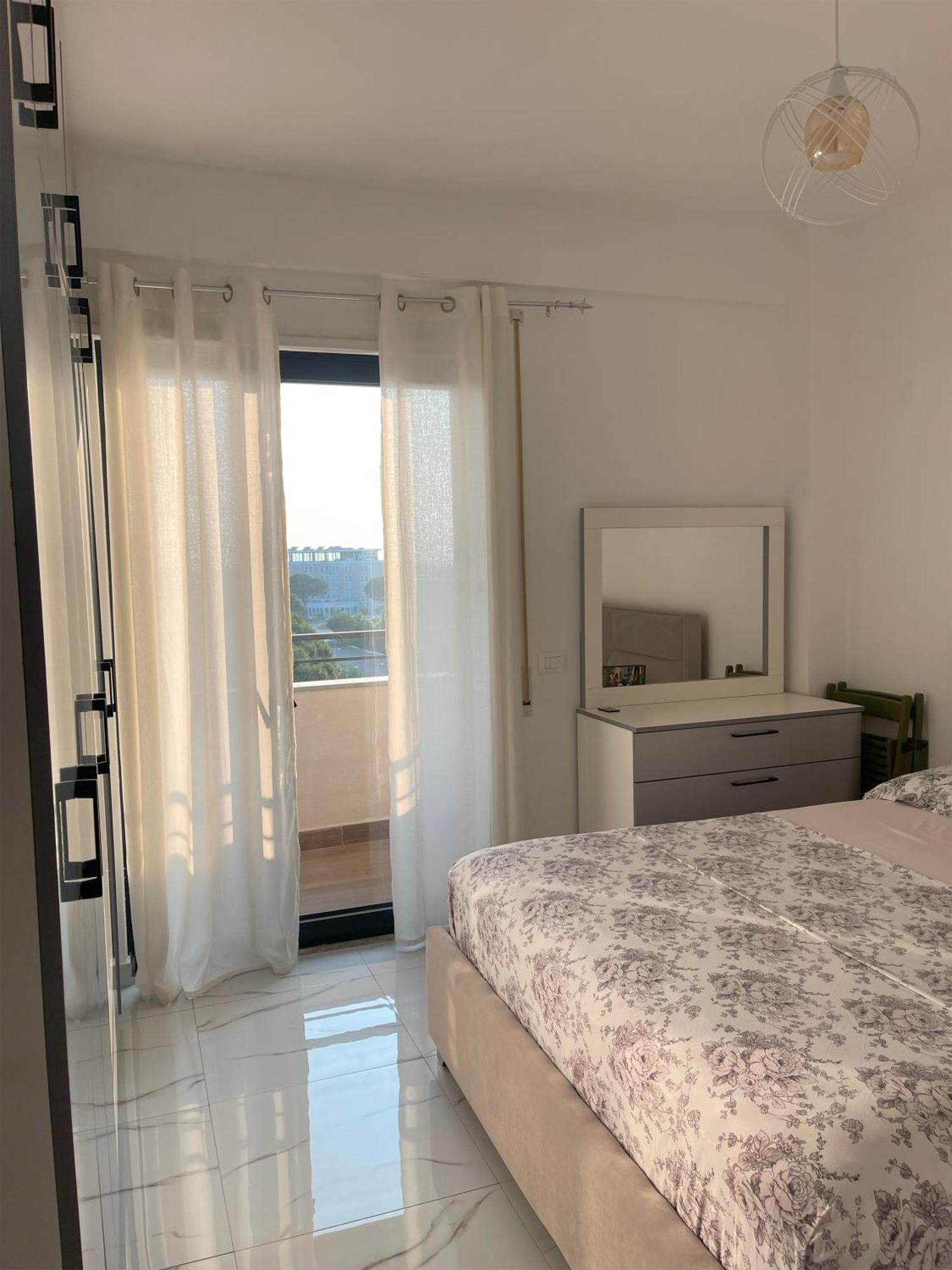 Sunset Apartment, Golem, Albania Seaview Apartment