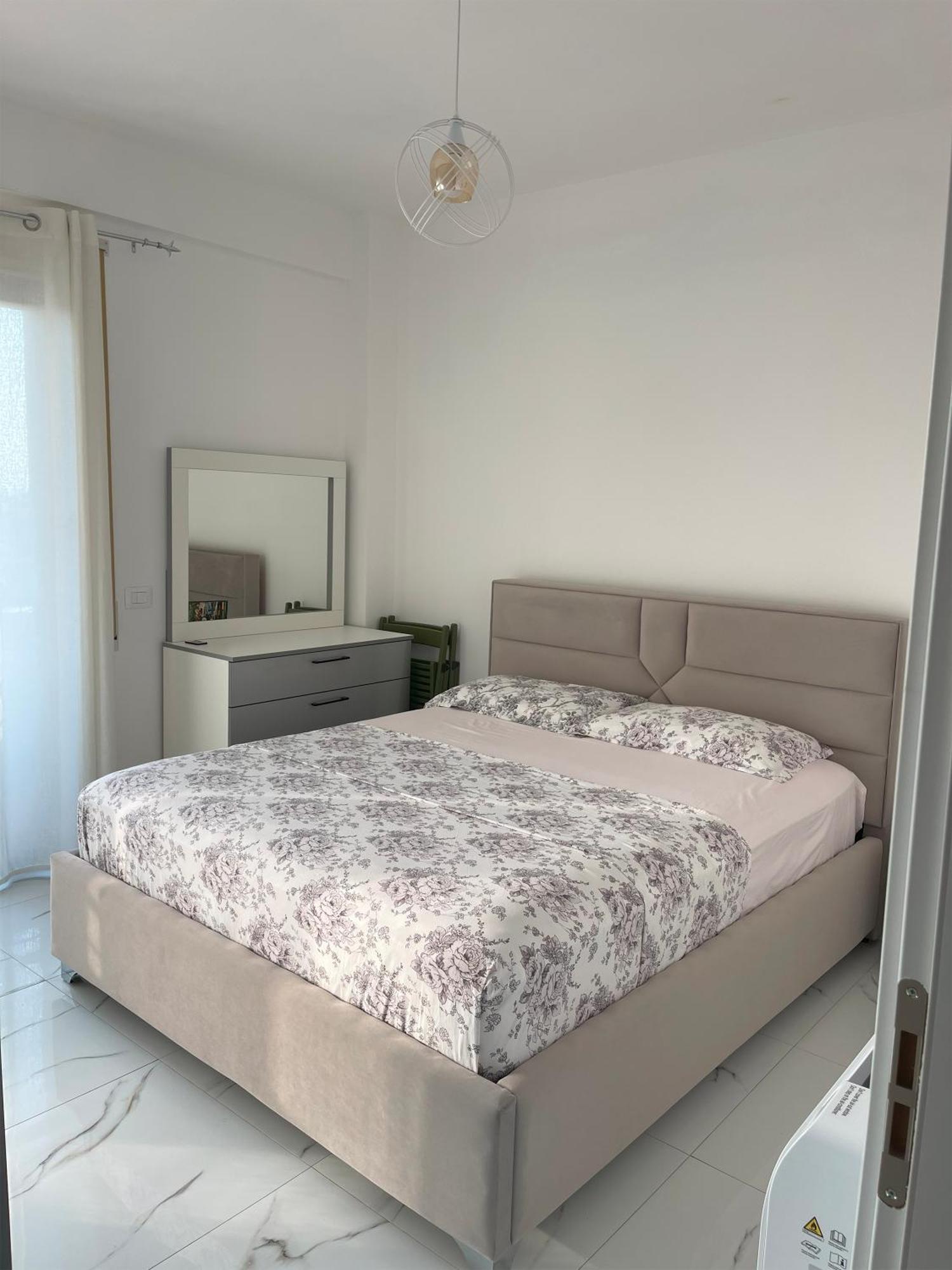 Sunset Apartment, Golem, Albania Seaview Apartment Golem (Tirana)